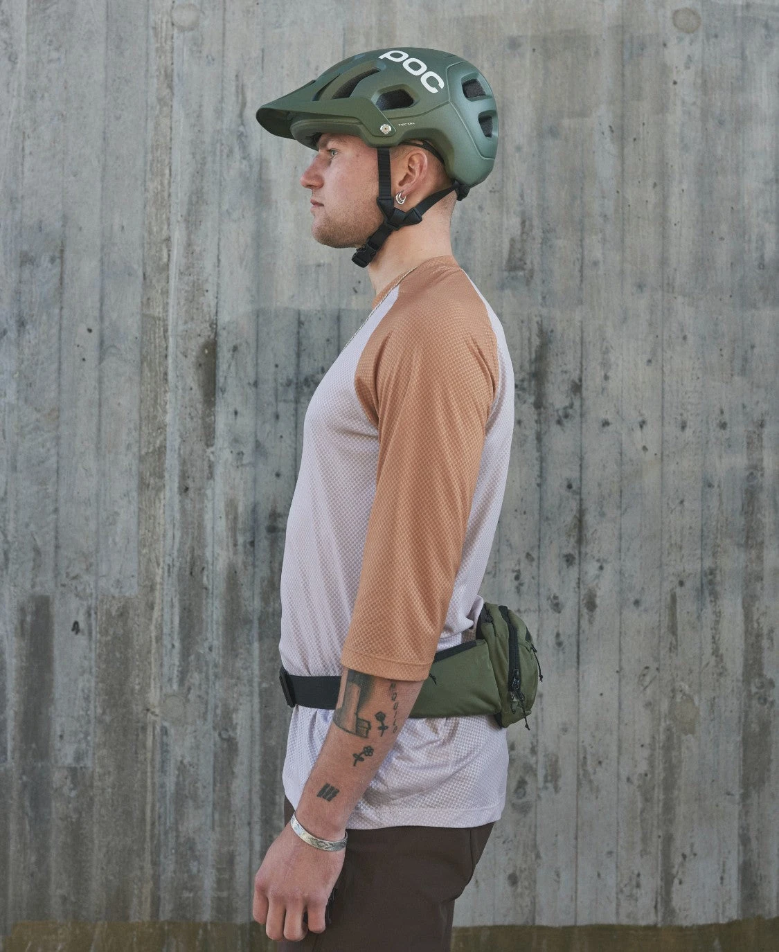 POC Sports Lamina Hip Pack Accessories 12 POC Sports Lamina Hip Pack Accessories