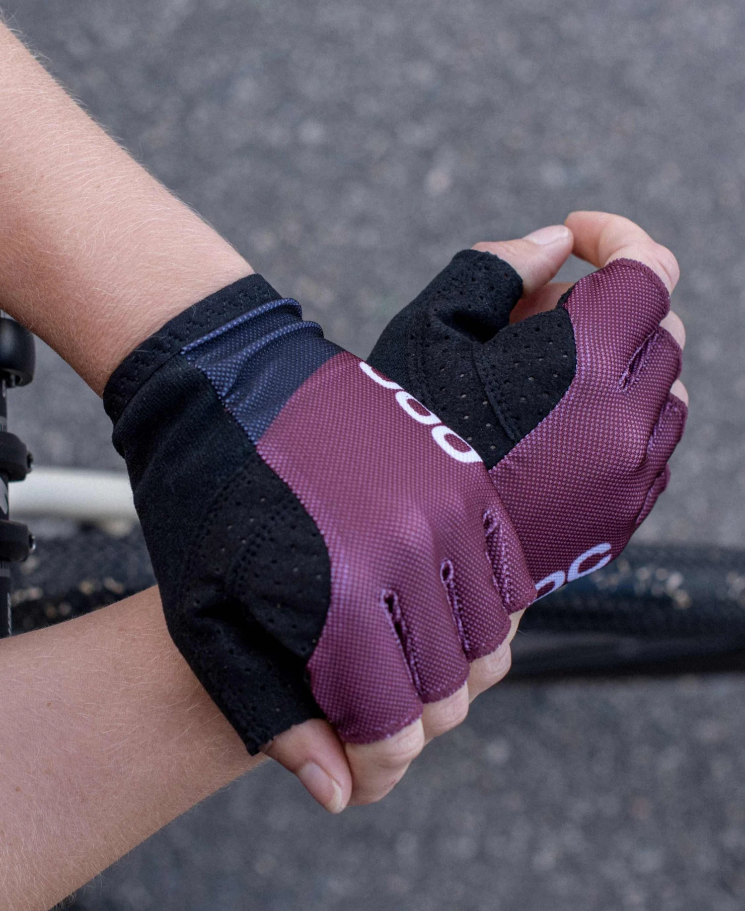 POC Essential Road Mesh Short Glove Gloves